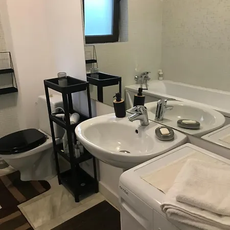 Appartement Inc In Boekarest